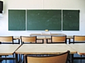 Bruneau se lance dans le mobilier scolaire