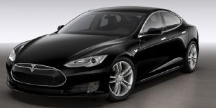 Tesla a choisi Orange Business Services pour équiper ses voitures