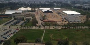 Site de Lima où se déroulera le COP20 en décembre. Sur cette photo, prise il y a une dizaine de jours, on peut voir les structures temporaires qui sont en-cours de montage sur cette base militaire.