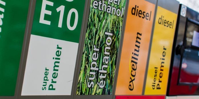 Cartes carburant : les pétroliers se mettent au vert