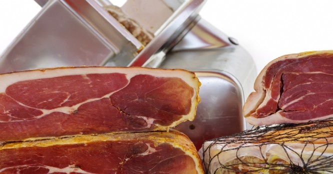 Nitrites dans la charcuterie : une loi adoptée